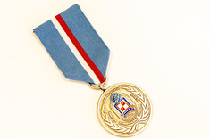 Medalem SEMPER PARATUS,