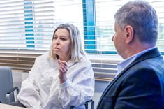 Od lewej: prof. PRz A. Sikora, rektor prof. P. Koszelnik,